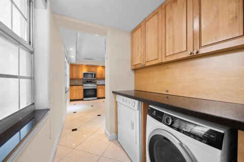 Copropriété à vendre à Pompano Beach, Floride: 3 chambres, 150.5 m2 № 2400744 - photo 19