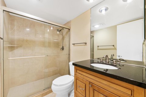 Copropriété à vendre à Pompano Beach, Floride: 3 chambres, 150.5 m2 № 2400744 - photo 15