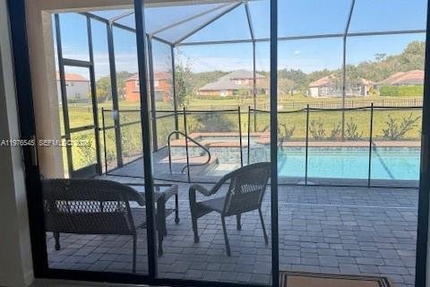 House in Fort Myers, Florida 4 bedrooms, 194.35 sq.m. № 2040495 - photo 10