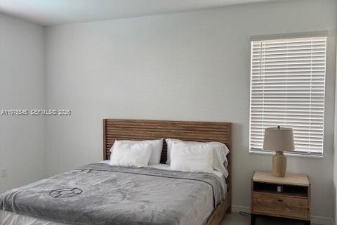 House in Fort Myers, Florida 4 bedrooms, 194.35 sq.m. № 2040495 - photo 6