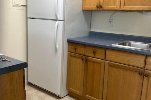 Condo in West Palm Beach, Florida, 1 bedroom  № 2081648 - photo 3