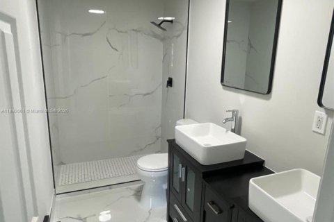 House in Homestead, Florida 3 bedrooms, 245.26 sq.m. № 1943978 - photo 4