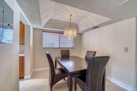 Condo in Delray Beach, Florida, 2 bedrooms  № 2268333 - photo 6