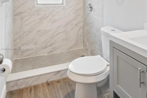 Commercial property in Lake Placid, Florida 167.97 sq.m. № 2058038 - photo 12