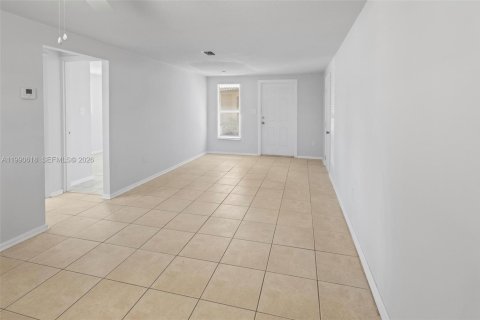 Commercial property in Lake Placid, Florida 167.97 sq.m. № 2058038 - photo 19