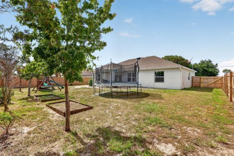 Villa ou maison à vendre à Port St. Lucie, Floride: 3 chambres, 174.01 m2 № 2176792 - photo 30