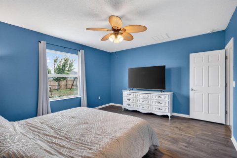 Villa ou maison à vendre à Port St. Lucie, Floride: 3 chambres, 174.01 m2 № 2176792 - photo 16