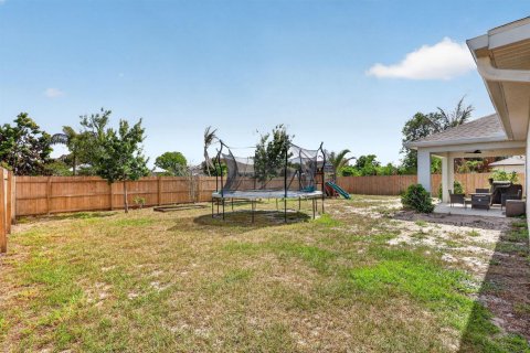 Villa ou maison à vendre à Port St. Lucie, Floride: 3 chambres, 174.01 m2 № 2176792 - photo 29
