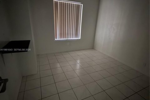 Снять в аренду кондоминиум в Гринакрес, Флорида 2 спальни, 78.69м2, № 2024656 - фото 8