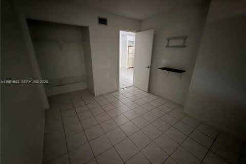 Снять в аренду кондоминиум в Гринакрес, Флорида 2 спальни, 78.69м2, № 2024656 - фото 9