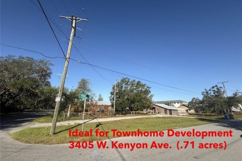 Terreno en venta en Tampa, Florida № 1414316 - foto 4