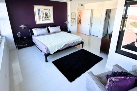 Copropriété à vendre à Fort Lauderdale, Floride: 2 chambres, 116.13 m2 № 1477217 - photo 14