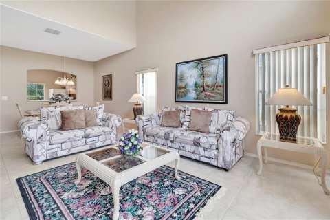 Купить виллу или дом в Киссимми, Флорида 10 комнат, 175.21м2, № 2147788 - фото 16