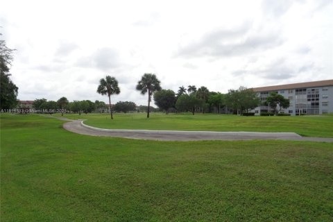 Copropriété à vendre à Pembroke Pines, Floride: 2 chambres, 140 m2 № 1770789 - photo 8