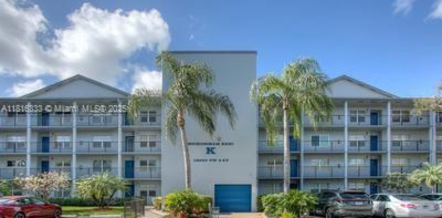 Condo à Pembroke Pines, Floride, 2 chambres № 1770789