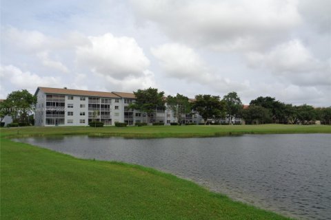 Copropriété à vendre à Pembroke Pines, Floride: 2 chambres, 140 m2 № 1770789 - photo 9