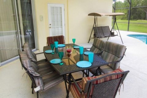 Casa en alquiler en Davenport, Florida, 5 dormitorios № 1982907 - foto 5