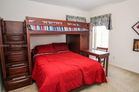 Casa en alquiler en Davenport, Florida, 5 dormitorios № 1982907 - foto 17