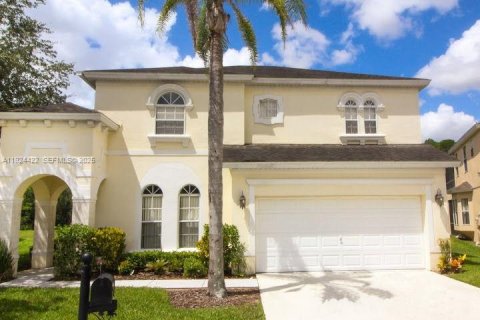 Casa en Davenport, Florida 5 dormitorios № 1982907