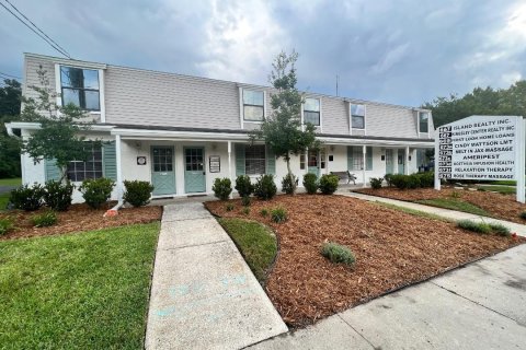 Propiedad comercial en alquiler en Orange Park, Florida, 46.45 m2 № 770506 - foto 1