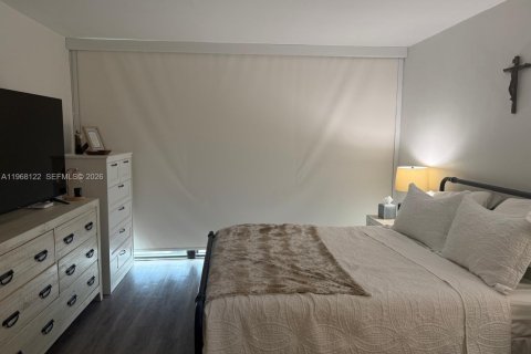 Condominio en venta en Miami, Florida, 1 dormitorio, 70.33 m2 № 2031211 - foto 8