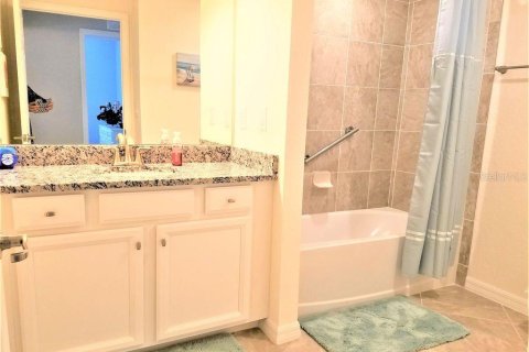 Condominio en alquiler en Bradenton, Florida, 3 dormitorios, 165.92 m2 № 1542395 - foto 14