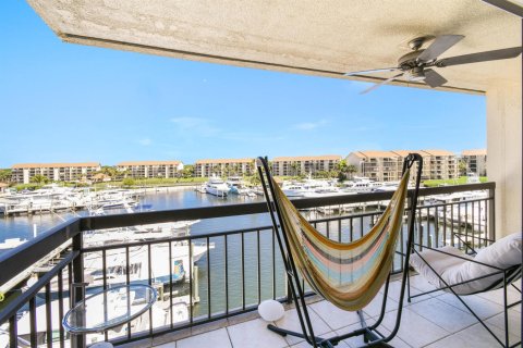 Condo in Jupiter, Florida, 2 bedrooms № 2246230 - photo 30