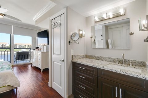 Condo in Jupiter, Florida, 2 bedrooms № 2246230 - photo 22