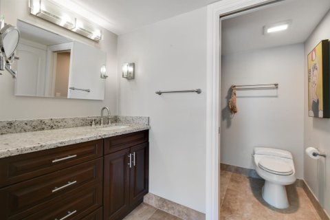 Condo in Jupiter, Florida, 2 bedrooms № 2246230 - photo 21