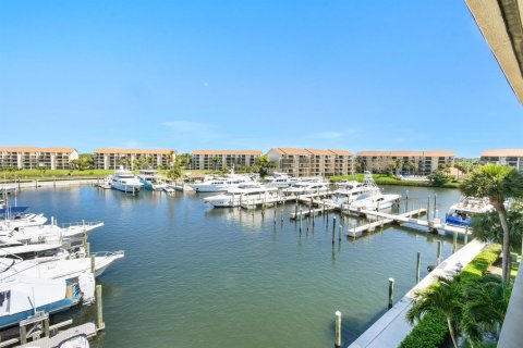 Condo in Jupiter, Florida, 2 bedrooms № 2246230 - photo 4
