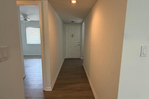 Condo in Tamarac, Florida, 2 bedrooms № 2177436 - photo 12