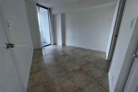Condominio en venta en Aventura, Florida, 2 dormitorios, 91.97 m2 № 1987986 - foto 15