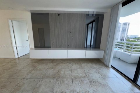 Condominio en venta en Aventura, Florida, 2 dormitorios, 91.97 m2 № 1987986 - foto 20