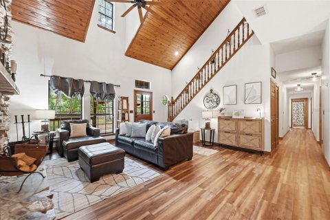 Casa en venta en Geneva, Florida, 5 dormitorios, 316.61 m2 № 2209244 - foto 8