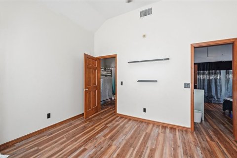 Casa en venta en Geneva, Florida, 5 dormitorios, 316.61 m2 № 2209244 - foto 23