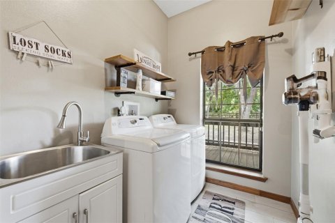 Casa en venta en Geneva, Florida, 5 dormitorios, 316.61 m2 № 2209244 - foto 16