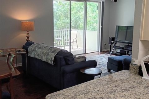Condo in Gainesville, Florida, 2 bedrooms № 2113593 - photo 13