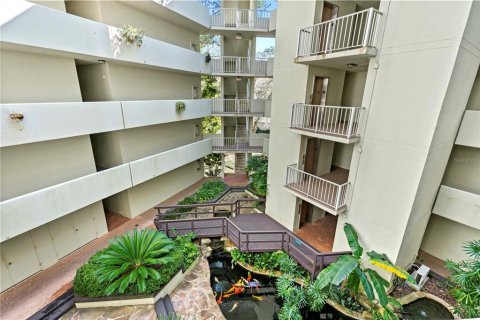 Condo in Gainesville, Florida, 2 bedrooms № 2113593 - photo 6