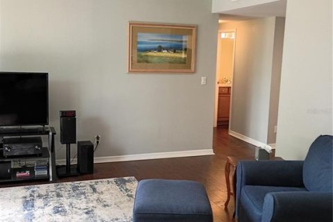 Condo in Gainesville, Florida, 2 bedrooms № 2113593 - photo 15
