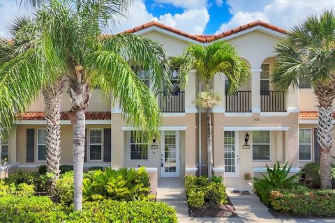 Townhouse in Sarasota, Florida 3 bedrooms, 154.31 sq.m. № 1725397 - photo 2