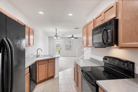 Townhouse in Sarasota, Florida 3 bedrooms, 154.31 sq.m. № 1725397 - photo 11