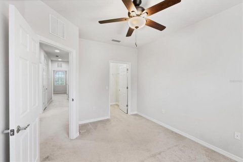 Townhouse in Sarasota, Florida 3 bedrooms, 154.31 sq.m. № 1725397 - photo 21