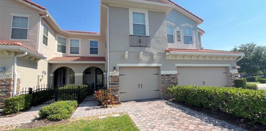 Townhouse in Oviedo, Florida 3 bedrooms, 145.67 sq.m. № 1843331