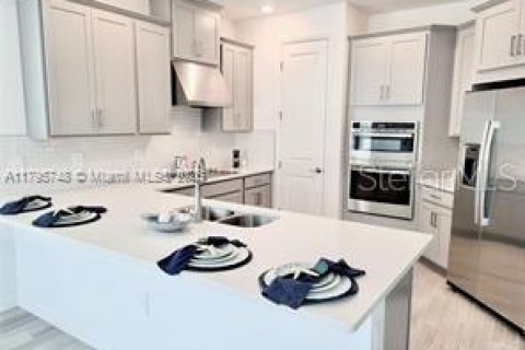 Casa en alquiler en Kissimmee, Florida, 4 dormitorios, 198.81 m2 № 1774950 - foto 8