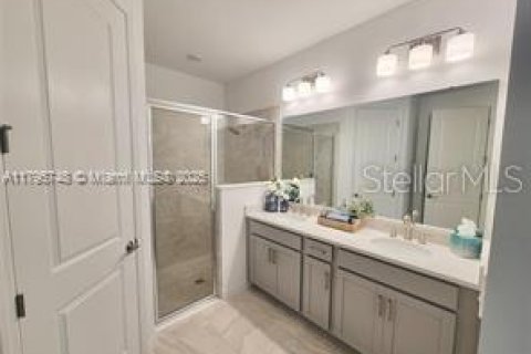 Casa en alquiler en Kissimmee, Florida, 4 dormitorios, 198.81 m2 № 1774950 - foto 14