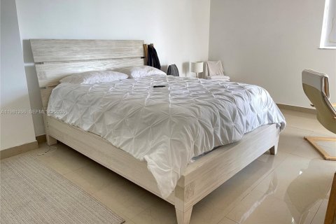 Снять в аренду кондоминиум в Майами-Бич, Флорида 1 спальня, 75.62м2, № 2043611 - фото 3