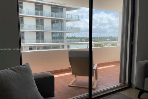 Снять в аренду кондоминиум в Майами-Бич, Флорида 1 спальня, 75.62м2, № 2043611 - фото 6