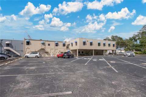 Propiedad comercial en alquiler en Orlando, Florida, 2795.43 m2 № 1387674 - foto 6