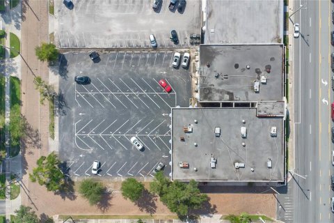 Propiedad comercial en alquiler en Orlando, Florida, 2795.43 m2 № 1387674 - foto 18
