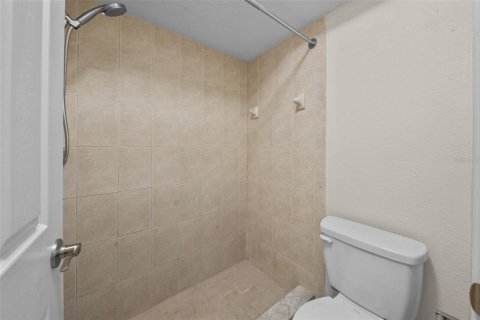 Condominio en alquiler en Saint Petersburg, Florida, 2 dormitorios, 88.26 m2 № 1913629 - foto 12